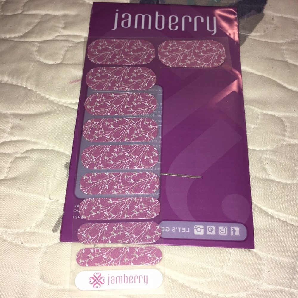 Jamberry nail wrap